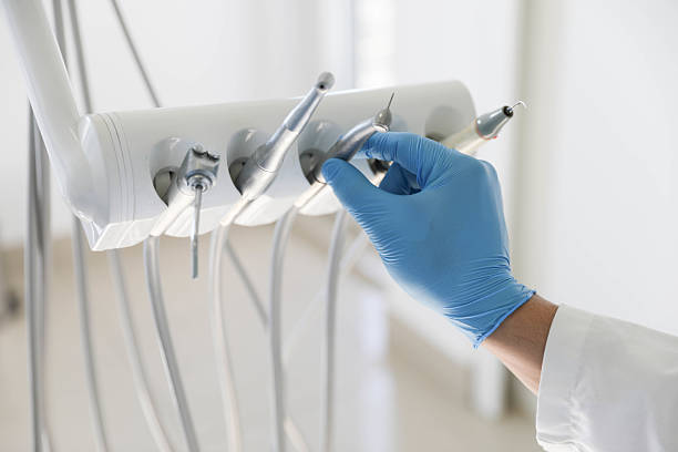 Professional Tooth Extraction technician working in Jefferson County County, OK